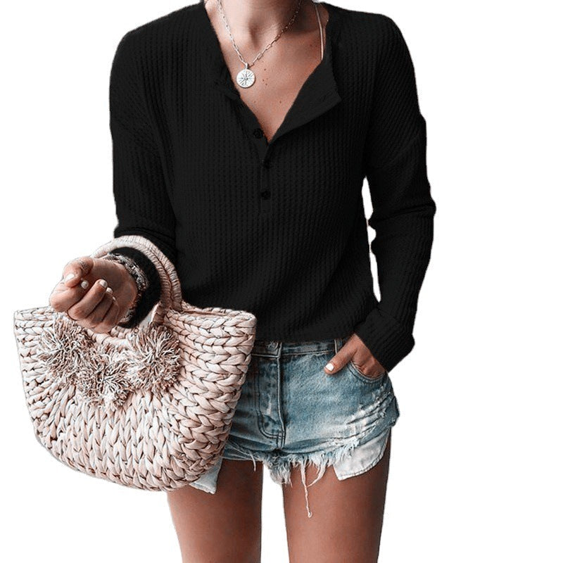 Burq | Blouse met knoopsluiting, V-hals en lange mouwen