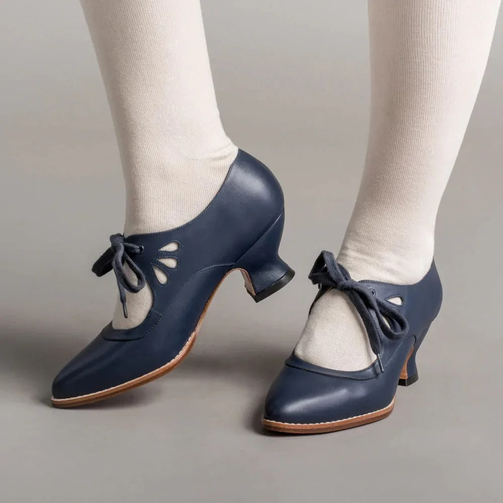 Burq | Elegante retro schoenen met lage hak