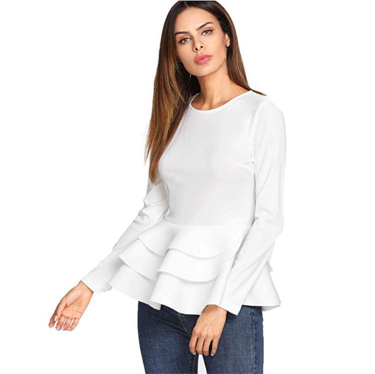 Burq | Moderne blouse met lange mouwen en ruches aan de zoom