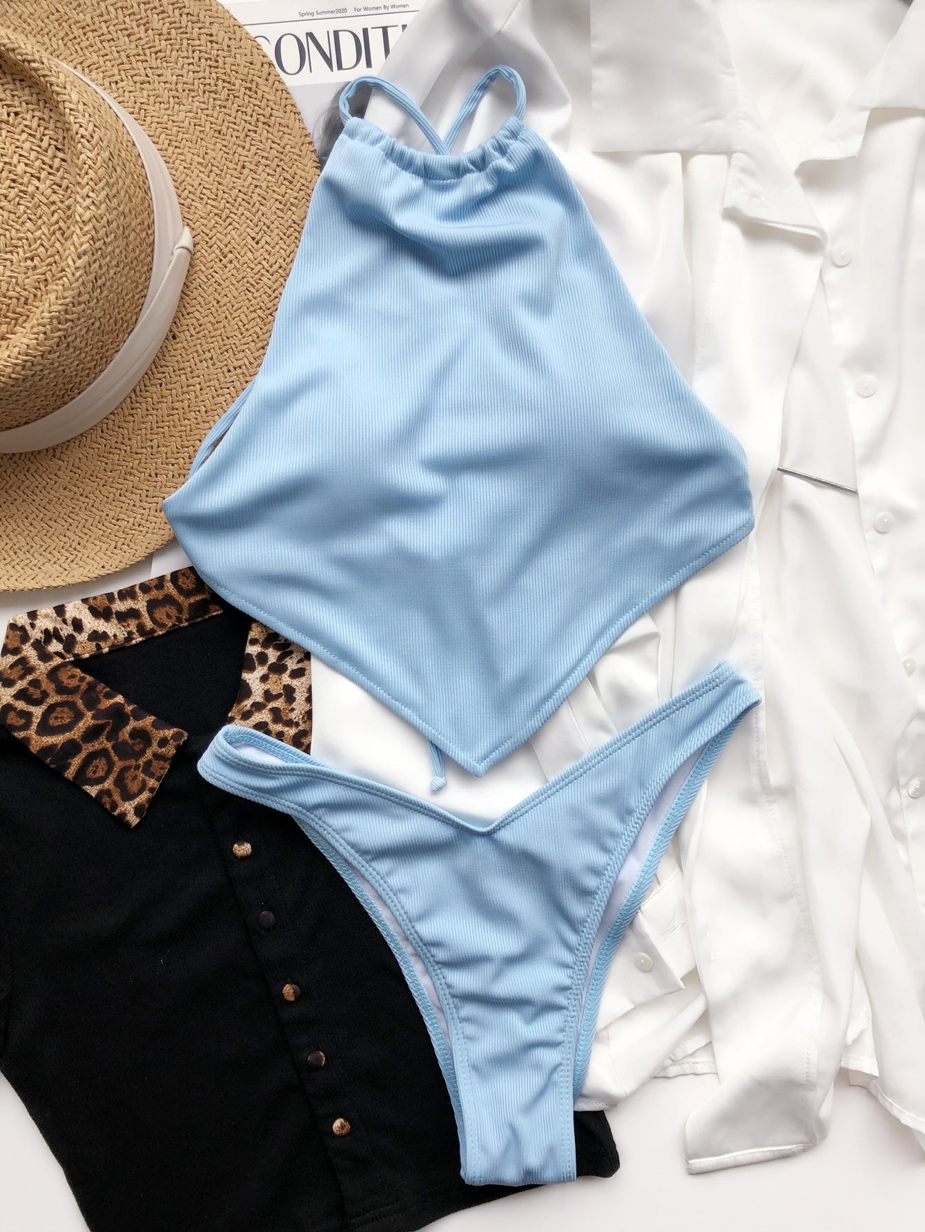 Burq | Petra Bikini | Bikini met V-vorm en open rug