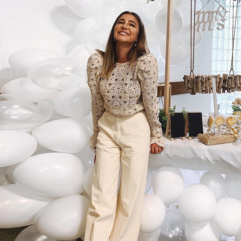 Burq | Trendy kanten transparante blouse met lange mouwen