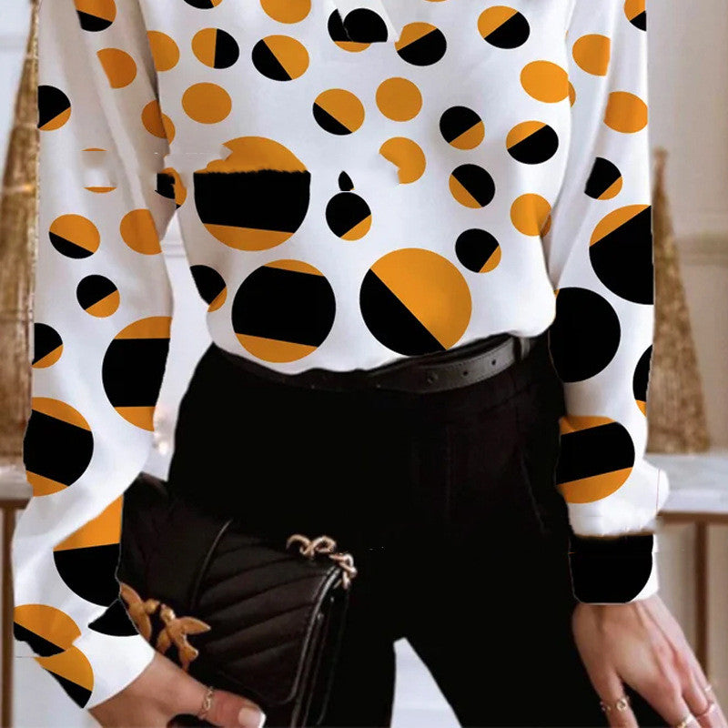 Burq | Trendy ronde damesblouse met V-hals en print