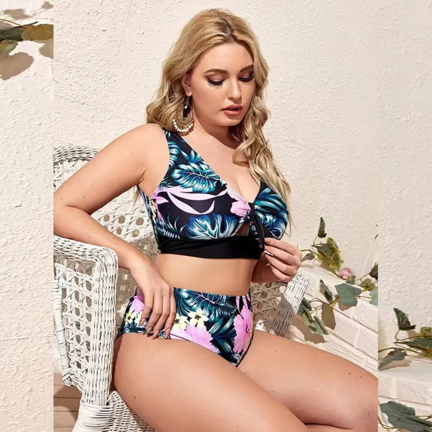 Burq | Tweedelige bikini met vintage bloemenprint in grote maten