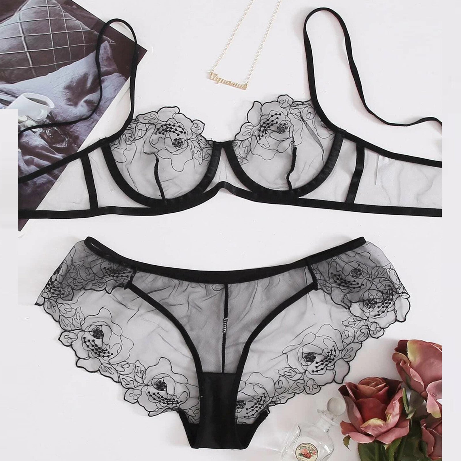 Burq Vrouwenborduursel Sheer Lingerie Set